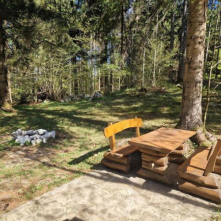 Koca V Gozdu, Forest House Near Блед Экстерьер фото